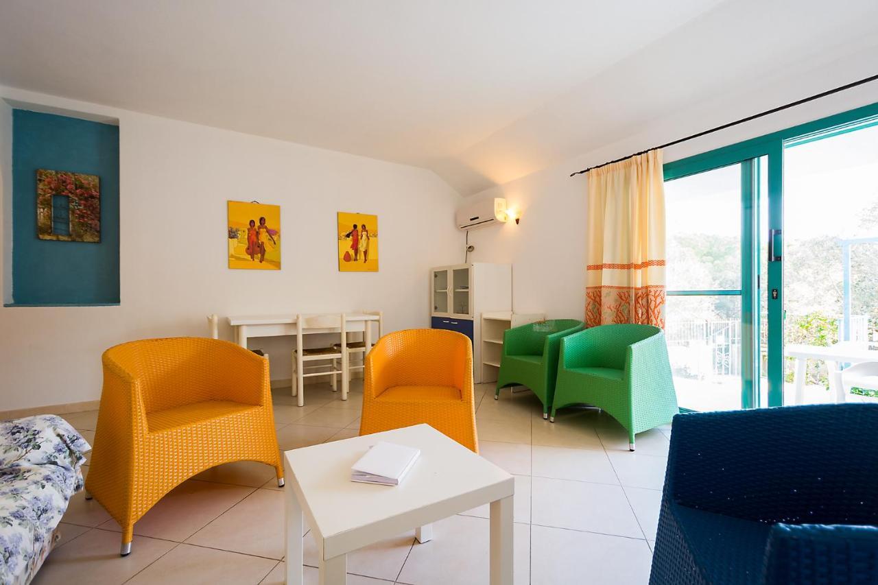 Hotiday Apartment Collection - Villa Alba Cala Liberotto Exteriör bild