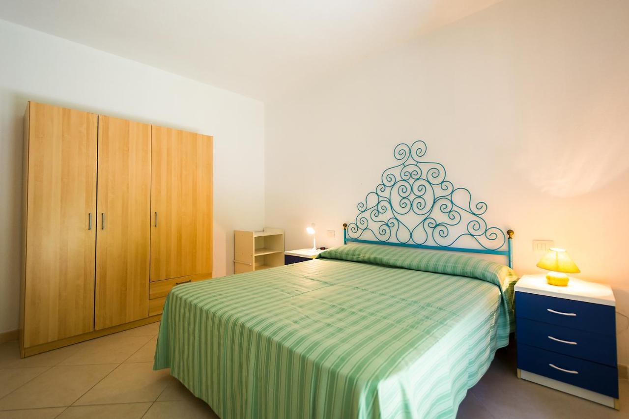 Hotiday Apartment Collection - Villa Alba Cala Liberotto Exteriör bild